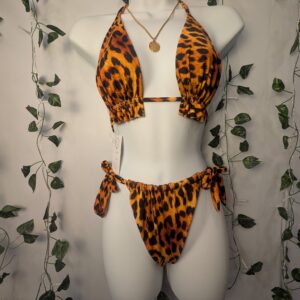 Cheetah Azalea Bottom